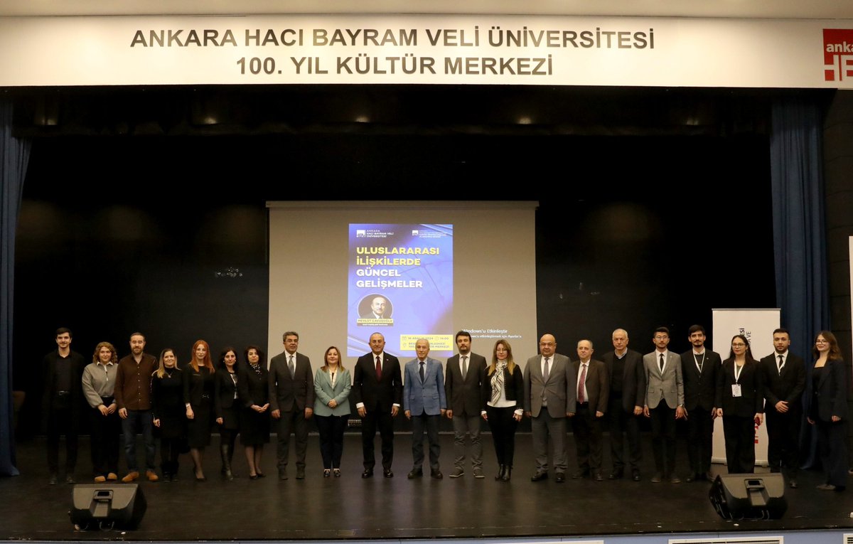 Üniversitemizde Mevlüt Çavuşoğlu ile söyleşi programı gerçekleştirildi.

🔗hacibayram.edu.tr/web/universite…

@AHBVKariyerMrkz