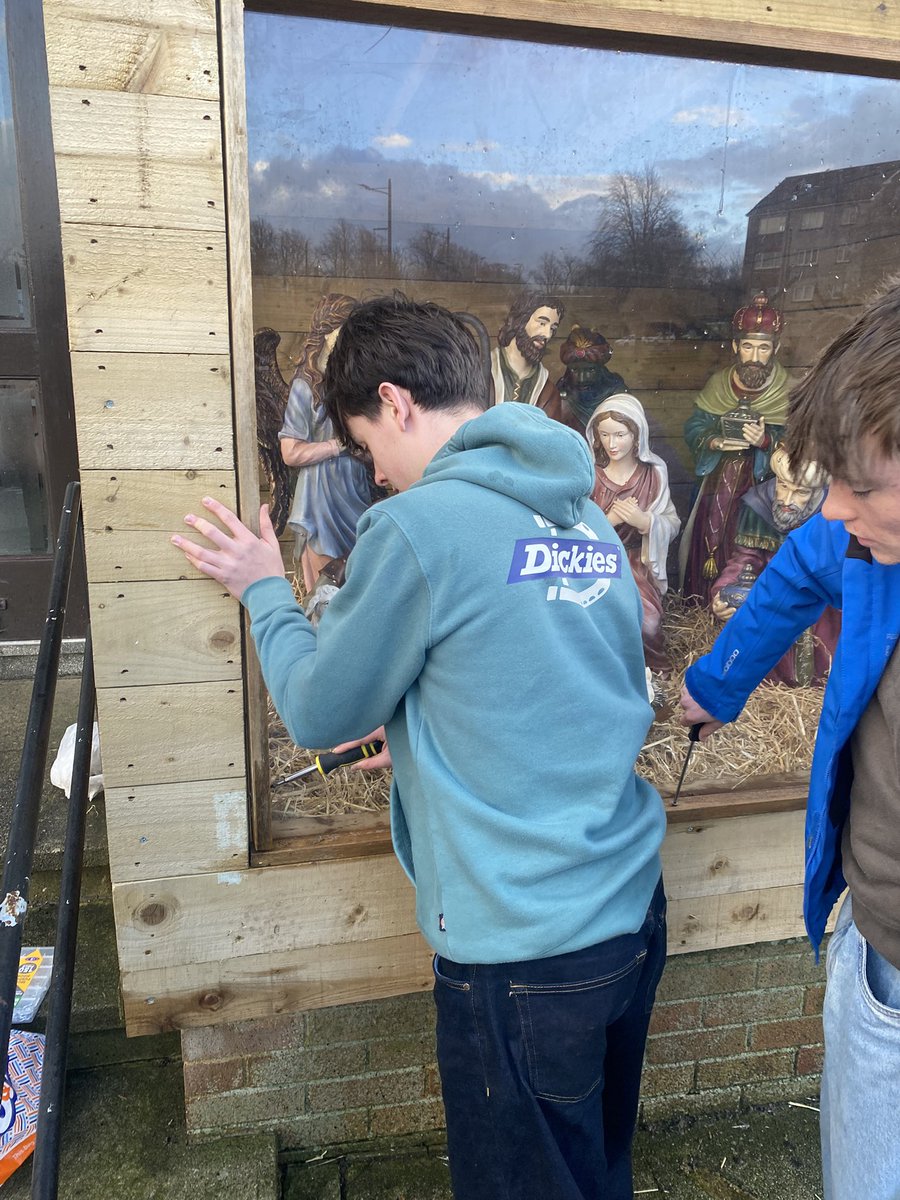 StLukesRE's tweet photo. Well done to S6 students @StLukesHigh @StLukesRE for participating so well in our annual Caritas Day ❤️✝️🙏 https://t.co/d2jtjIdkh1