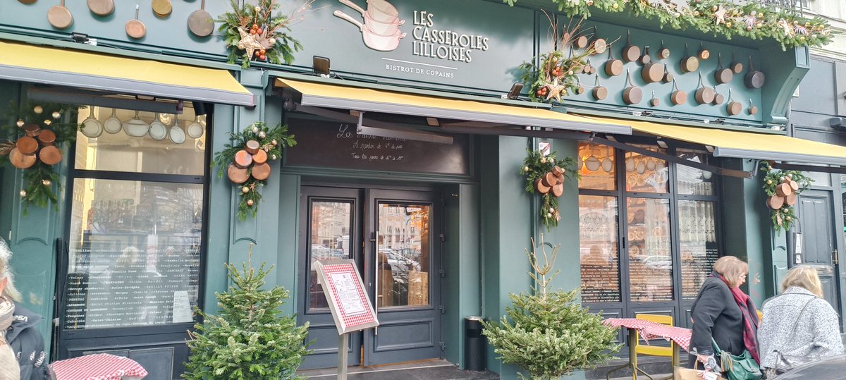 BenoitHivon's tweet photo. Bistrot où la simplicité et l'authenticité sont à l'honneur avec une cuisine mettant en avant des produits frais et de saison.
J'ai découvert cet établissement et y ai partagé un moment convivial avec mes amis et en présence de Maïté😄
#NosRestaurateursOntDuTalent 
#Estaminet https://t.co/8eXNbhoPVj