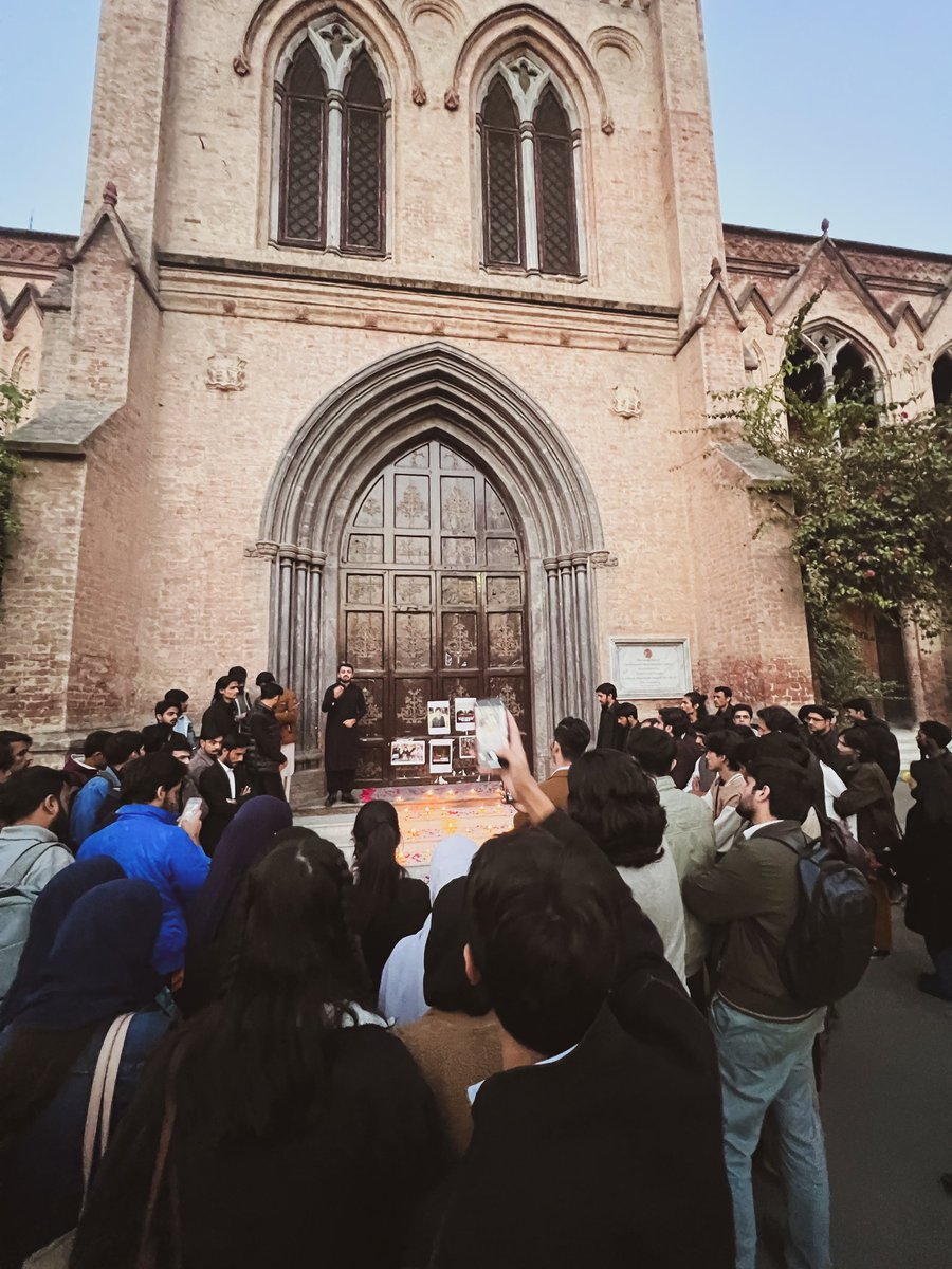 PSCollective_'s tweet photo. The Student Body GCU organized a candlelight vigil in the memorial of APS Peshawar Attack 2014, where more than 140 innocent children were brutally murdered leaving traumatizing impacts on the collective conscience of ours. 

#aps #peshawar #gcu #gculahore #psc #APSMartyrs https://t.co/mLZoShxbRg