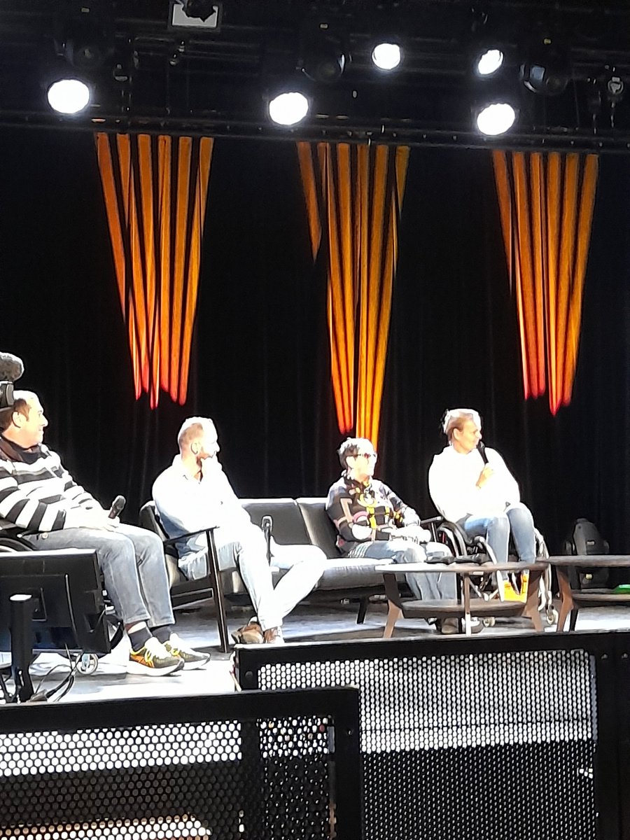 Conférence <a href="/CNCPH_fr/">CNCPH</a> @LesLandes40 à Mont de Marsan.Table ronde sur l'effet JOP et ls retombées.Il faudrait pouvoir déjà avoir une prise en charge des fauteuils roulants notamment sportifs ! C'est un  enjeu de la Réforme en cours ! Vite reprenons les travaux <a href="/bayrou/">François Bayrou</a> !