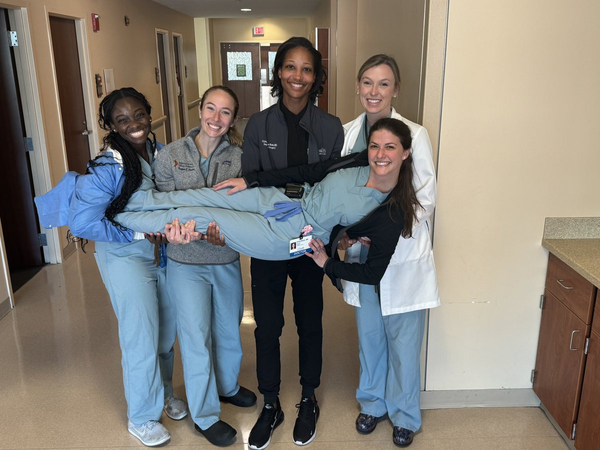 Crystal Johnson-Mann, MD, MPH, FACS, FASMBS (@cjmannmd) on Twitter photo Day 2 of an all female surgery rounding team yesterday with our amazing <a href="/UFMedicine/">UF Medicine</a> students! <a href="/KellyHerremans/">Kelly Herremans</a> Day 2 of an all female surgery rounding team yesterday with our amazing <a href="/UFMedicine/">UF Medicine</a> students! <a href="/KellyHerremans/">Kelly Herremans</a>