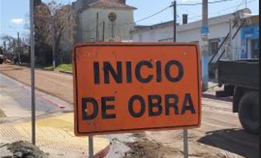 Arquitectos de la Oficina de Planeamiento y Presupuesto realizan visitas a territorio para supervisar la ejecución de obras de las intendencias y municipios con presupuestos otorgados por la OPP. 

municipios.gub.uy/noticias/arqui…