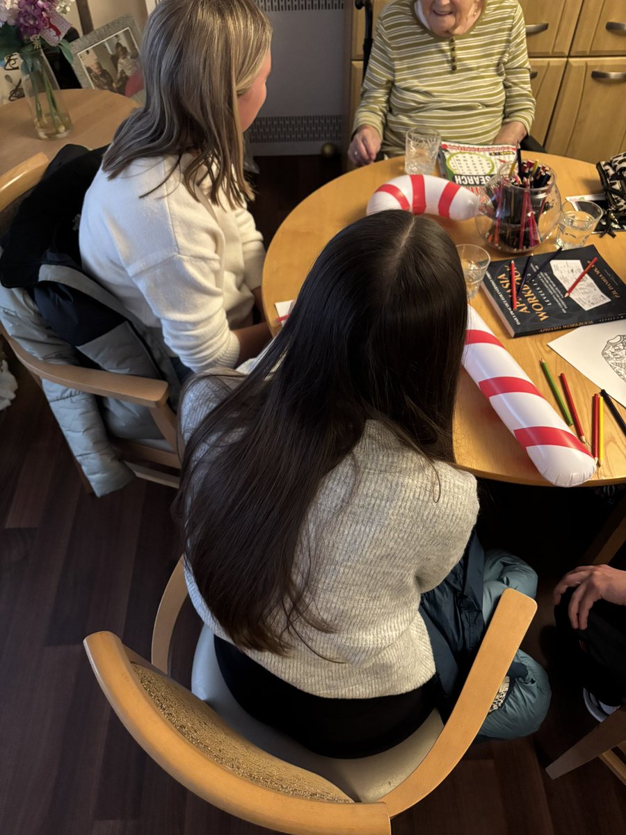Bedwas6thForm's tweet photo. A lovely visit with the residents of Parklands Care Home in Bedwas https://t.co/mQf6pgN9j0