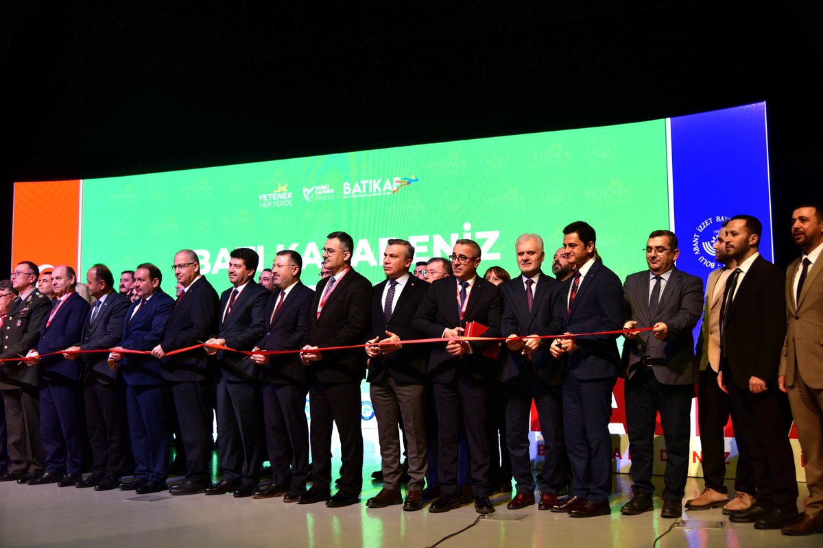 Üniversitemizin de paydaşı olduğu @tccbiko koordinasyonunda, <a href="/ibuajanda/">Bolu Abant İzzet Baysal Üniversitesi</a> ev sahipliğinde düzenlenen <a href="/bkkariyerfuari/">Batı Karadeniz Kariyer Fuarı</a> başladı. 👏✨

<a href="/ku_kagem/">Kastamonu Üniversitesi Kariyer Merkezi</a> <a href="/yetenekheryerde/">Yetenek Her Yerde</a>