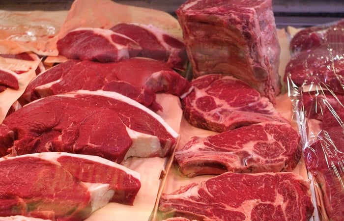 CRSB consumer survey finds Canadians generally bullish on beef. vist.ly/3mp2h2w