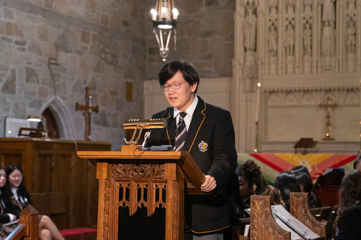 On Friday, we celebrated the holiday season and our school's global diversity with two International Language Services in Chapel. Students of all grades shared holiday messages in 16 languages, showcasing the rich cultural tapestry that makes our community so unique.
