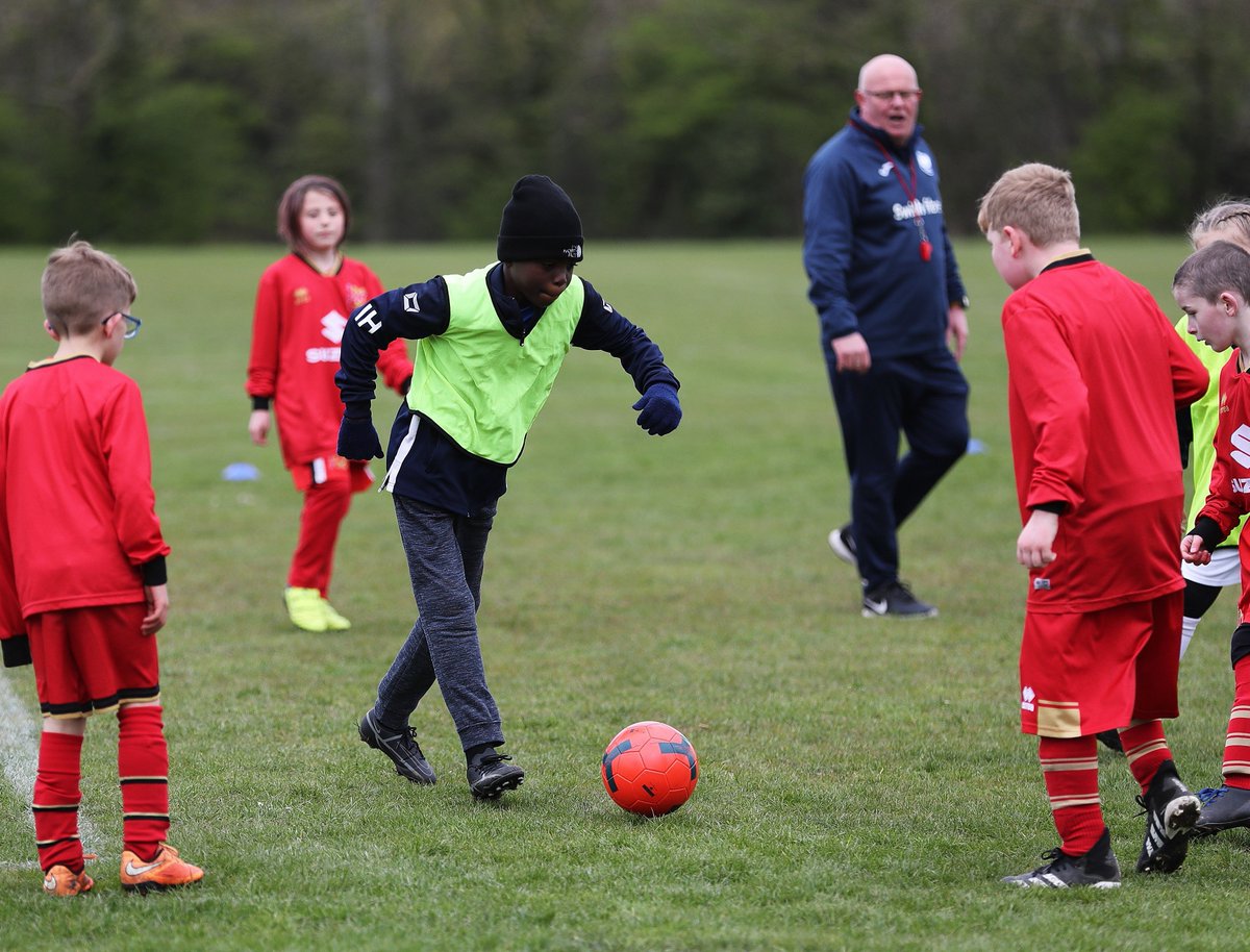 EssexCountyFA's tweet photo. “This year, the creation of the Latimer League has provided @RamsdenHall students with the further extracurricular opportunities they need to engage competitively in a sport they love.” https://t.co/wzycmPWufe @ActiveEssex @Multi_Schools @EssexSchoolsFA #EssexFootball https://t.co/39JogzCIvW