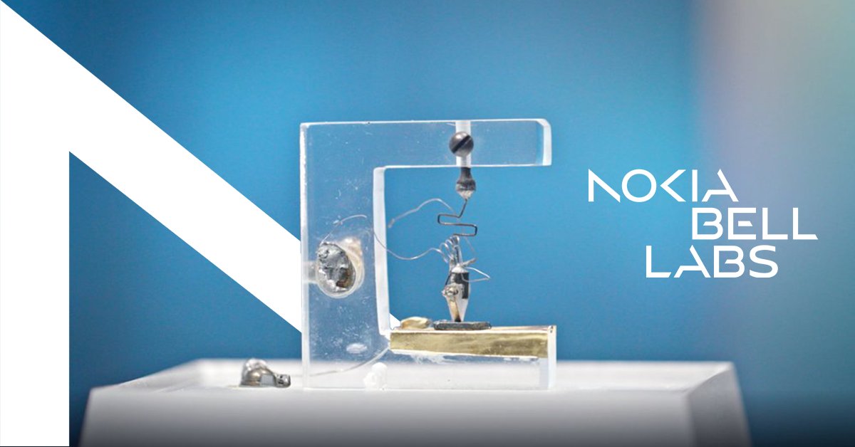 🙌 #OnThisDay in 1947, John Bardeen &amp; Walter H. Brattain demonstrated the 1st point-contact transistor, a device that would change the world &amp; net them the 1956 Nobel Prize in Physics!

Here's how it happened ➡️ nokia.ly/4gFVykV

#ThisDayInSTEM #OTD #STEM