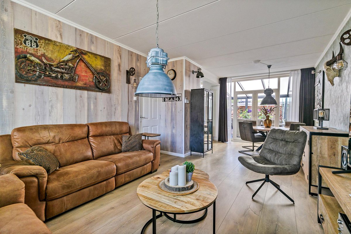 dbMakelaardij's tweet photo. 😍TE KOOP😍 Gondellaan 12 in Zaandam is opnieuw te koop. Voor meer informatie en om een bezichtiging te plannen, kunt u contact opnemen met de Bree Makelaardij.

 https://t.co/Fo5MwxjrDJ #deBreeMakelaardijZaanstad #TeKoop #Zaandam https://t.co/ohr1gYJrO3