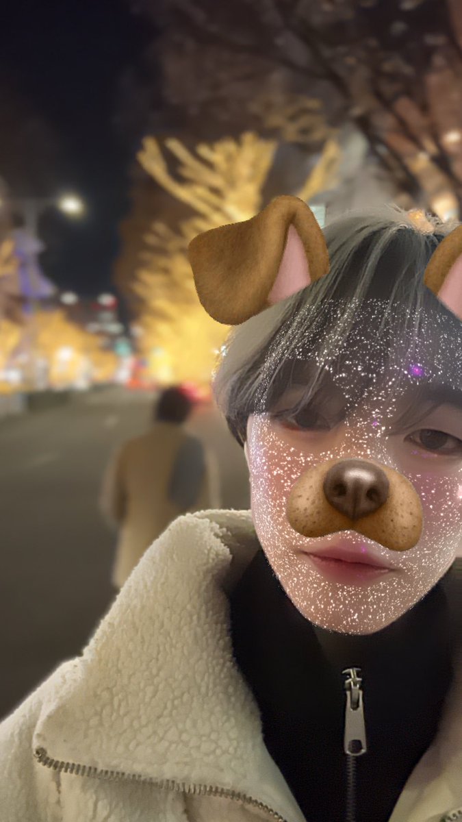 sh011919's tweet photo. イルミひとりで笑
仲良しさんください😊

#裏アカ男子 #関東　#東京
#裏アカ男子と繋がりたい
#裏アカ女子と繋がりたい
#いいねでDM
#彼女募集中
#自撮り界隈  #自撮り界隈と繋がりたい  #自撮り界隈さんと繋がりたい   #美男美女さんと繋がりたい    #いいねで気になった人お迎え  #いいね返し https://t.co/zhIwkasxk0