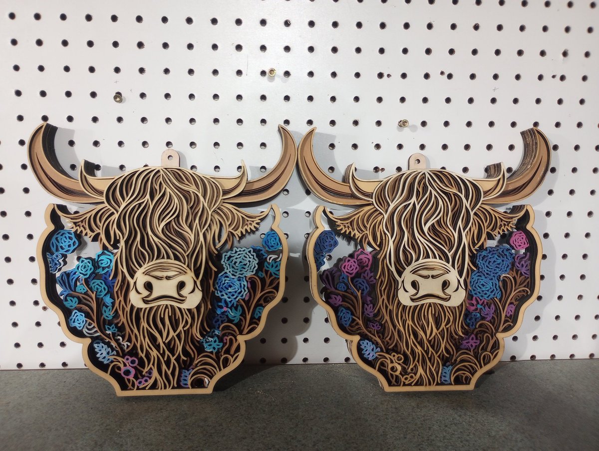 BuildStuffBear's tweet photo. We finished up some fun designs for the local Christmas walk. I love the way these highland cows turned out! https://t.co/vPSzutFuTa