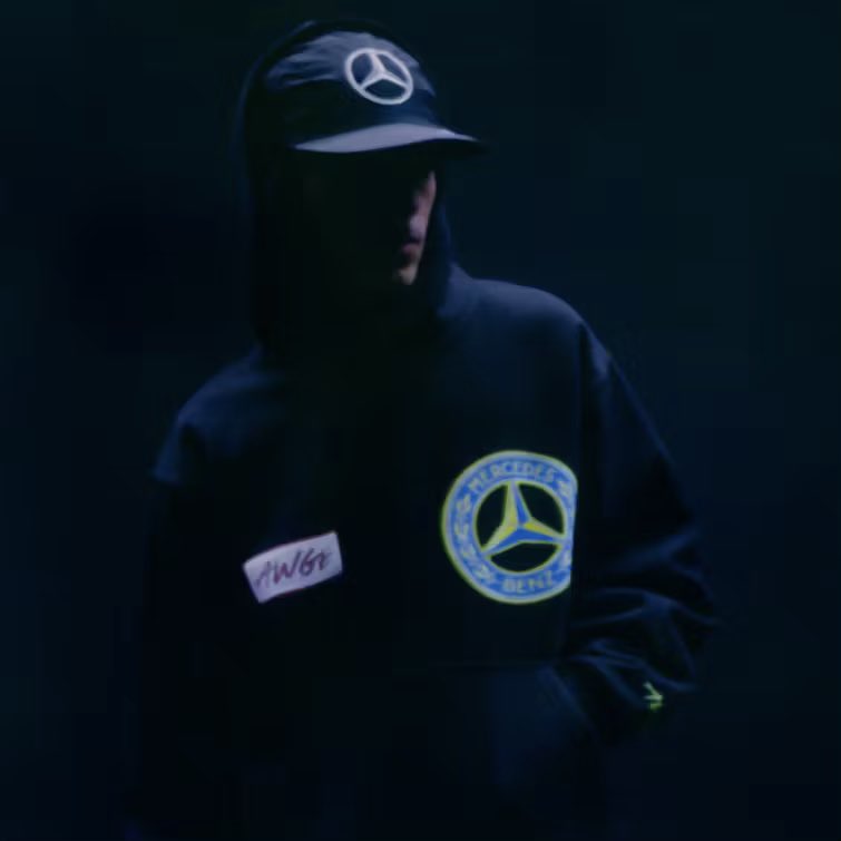 corefansHQ's tweet photo. A$AP Rocky x Mercedes-Benz (2022)

🧵 https://t.co/QQsGI1f2gB