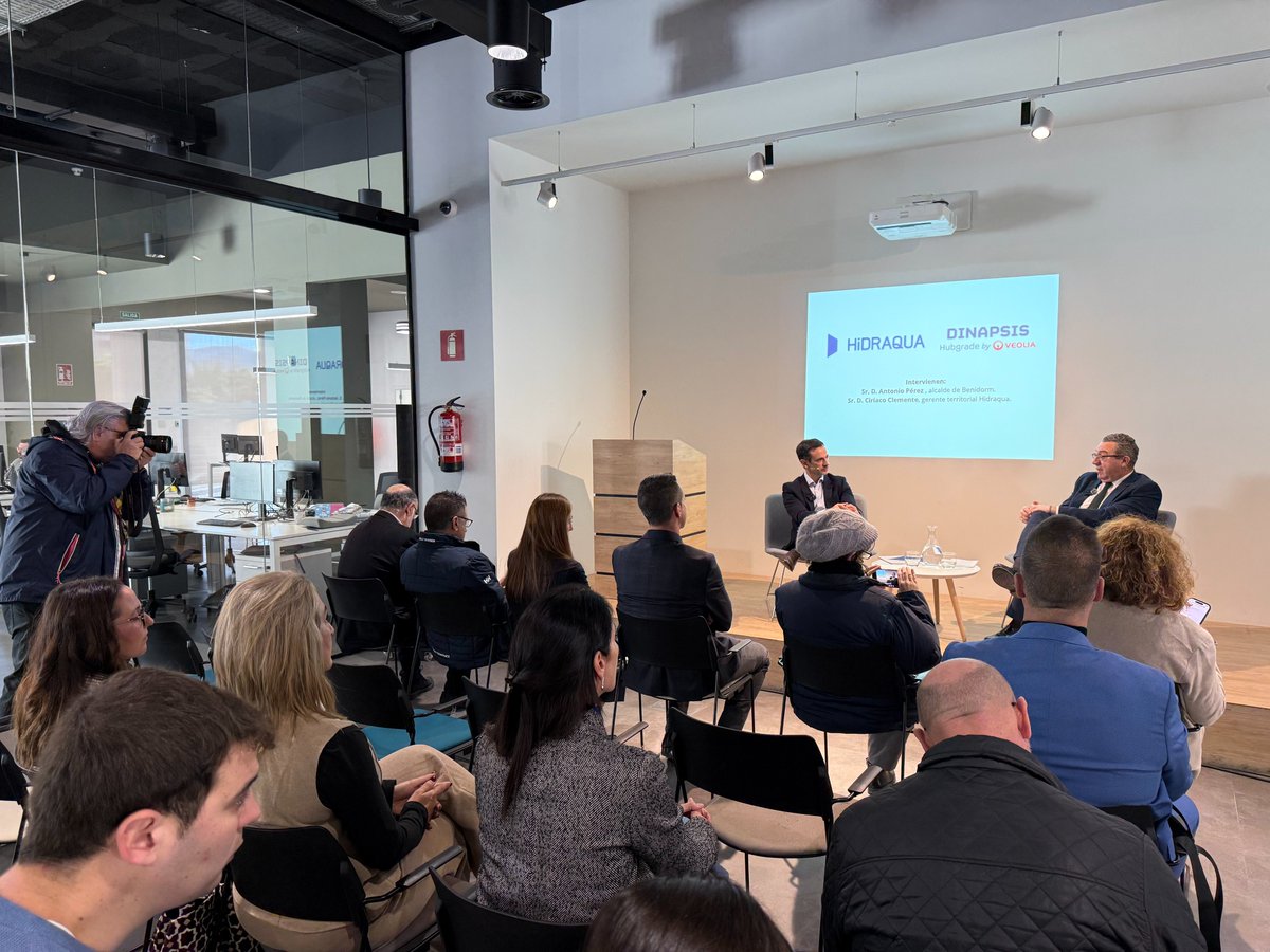Hidraqua (@infohidraqua) on Twitter photo La sede de <a href="/dinapsis/">Dinapsis</a> #CostaBlanca ha sido hoy escenario de un desayuno informativo en el que ha participado el alcalde de <a href="/BenidormAyto/">Benidorm</a> <a href="/toniperezbnd/">Toni Pérez</a> y el gerente de #Hidraqua <a href="/ciriclemente/">Ciriaco Clemente</a>
¡Abrimos hilo 🧵! La sede de <a href="/dinapsis/">Dinapsis</a> #CostaBlanca ha sido hoy escenario de un desayuno informativo en el que ha participado el alcalde de <a href="/BenidormAyto/">Benidorm</a> <a href="/toniperezbnd/">Toni Pérez</a> y el gerente de #Hidraqua <a href="/ciriclemente/">Ciriaco Clemente</a>
¡Abrimos hilo 🧵!