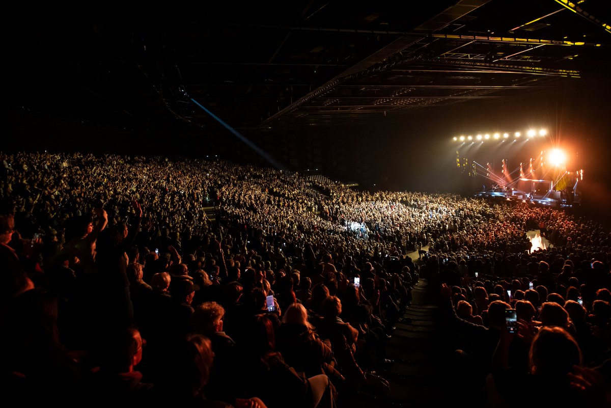 ArkeaArena's tweet photo. 🎤 Retour en images sur le superbe concert de Patrick Fiori le 8 Décembre 2024 !
#ArkéaArena #Concert #PatrickFiori #Bordeauxmétropole https://t.co/PvpqVUK8nn
