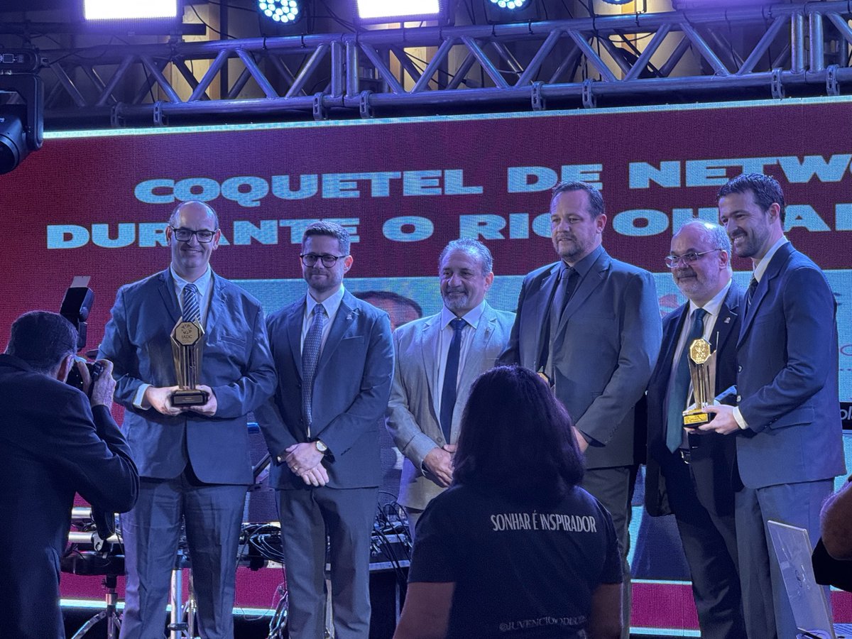 ValarisLimited's tweet photo. On December 7, the IADC Brazil Chapter held its Annual #Safety #Award Ceremony. Congratulations to the VALARIS DS-4, DS-8, and DS-17 crews who were recognized for operating throughout 2024 without a Lost Time Incident!
#BoldlyFirst #WeAreValaris #IADC #OperationalExcellence https://t.co/qMUt3xqqAC