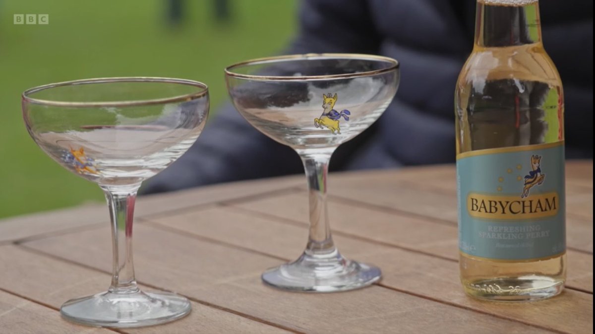 And the Highpoint of yesterday‘s #AntiquesRoadshow was…

🙈