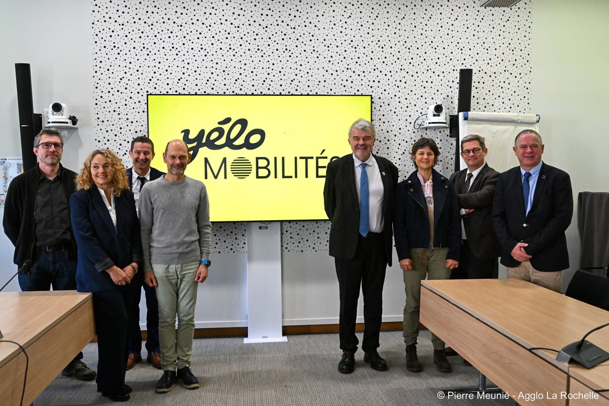 AggloLR's tweet image. L&apos;Agglo de #laRochelle confie son réseau de transport à la SEMOp Yélo Mobilités ! Objectifs : + de fréquentation, - d&apos;émissions de CO2, + d&apos;innovation !
#transports #LaRochelleAgglo #mobilité #YéloMobilités