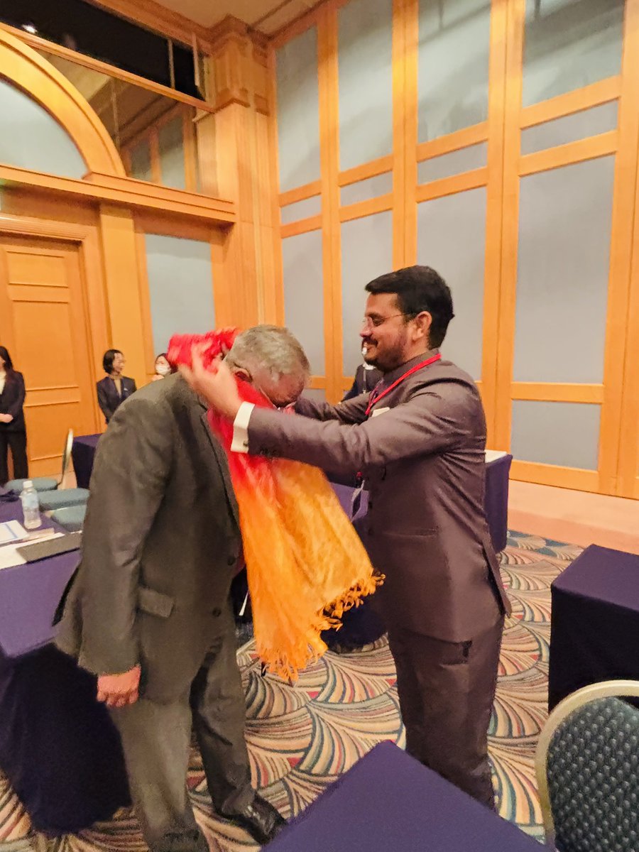 iAshwani_Sharma's tweet photo. आज भारतीय सेना के शौर्य और पराक्रम के दिन (16 दिसंबर )  “विजय दिवस “ पर जापान में बांग्लादेश दूतावास के अधिकारी शाह आसिफ़ रहमान  (Chargé d' Affaires ad interim) से मुलाक़ात कर उन्हें विजय दिवस की शुभकामनाएं दी 

साथ ही बांग्लादेश में हिंदुओं पर हो रहे हिंसक गतिविधियों के विषय में भी चर्चा की । 

#आनंदम #मुसाफ़िर