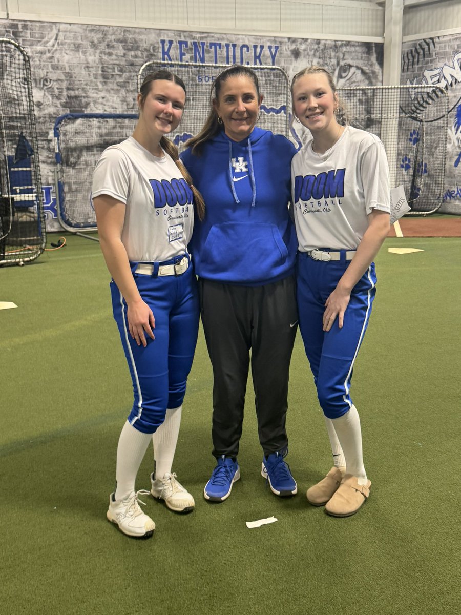 Lyla Gully tweet media