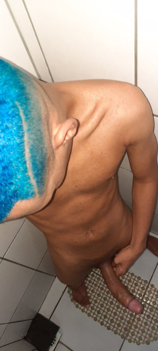 ssafadot_'s tweet photo. Saudadee do meu cabelo azul 🥺 💙 https://t.co/dJu3VbzthY