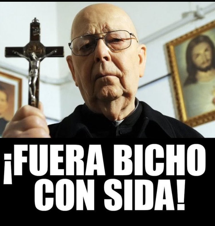 x_emiro's tweet photo. #urbanstream #coparata viernes y sábado ayyyyy no aparece por ningún lado y cuando le tiramos a tin ayy si sale el hp https://t.co/cK0GvtSgt7