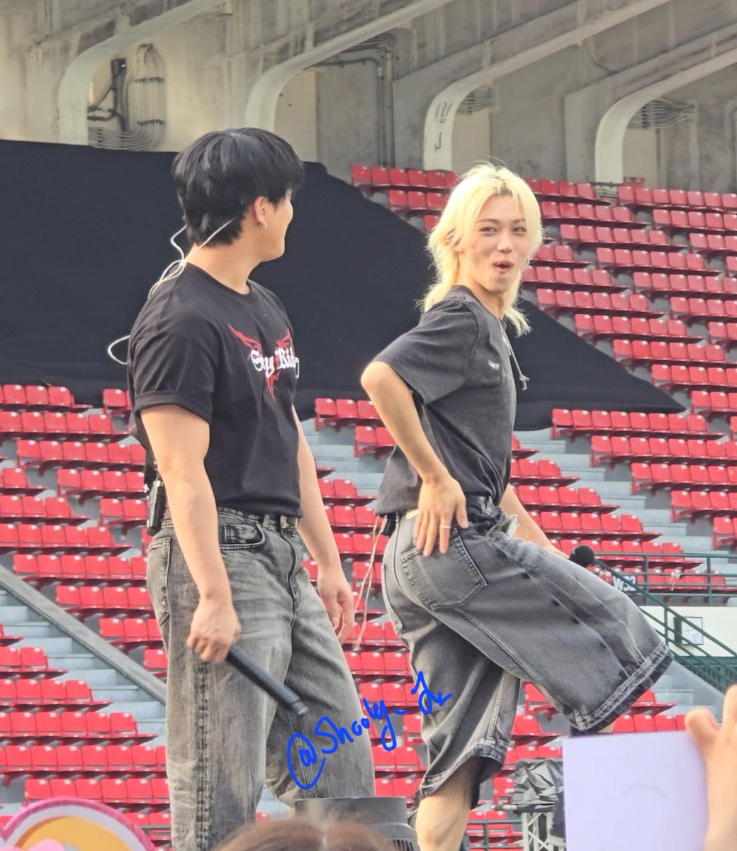 권위와 유머를 모두 갖춘 마성의남자 삐리릭스