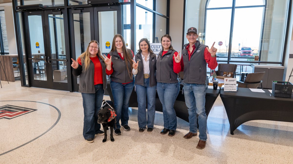 Let the Interviews Begin!

This week, we meet those who are eager to be part of the RaiderVet Class of 2029.

Goodluck to all!

Wreck ‘Em Tech!

#TTUVetMed