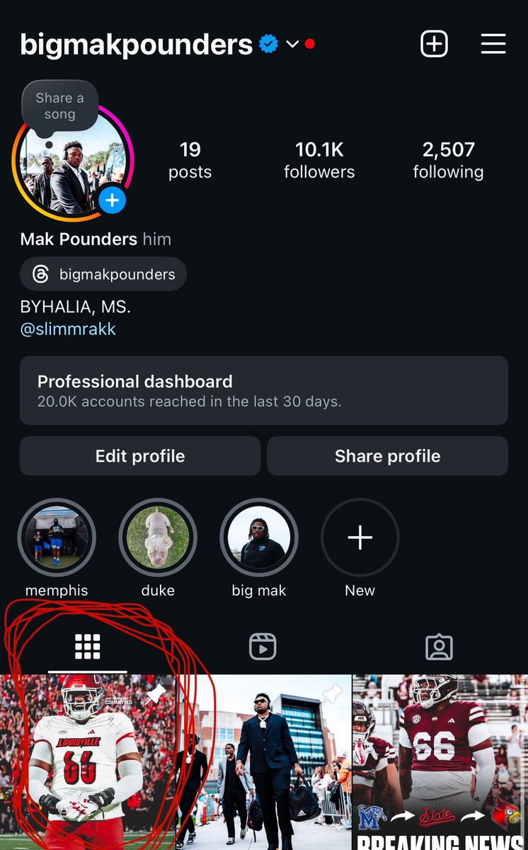 Mak Pounders (@makylanpounders) on Twitter photo Louisville fans go show some love on igโค๏ธ๐ค #GoCards Louisville fans go show some love on igโค๏ธ๐ค #GoCards