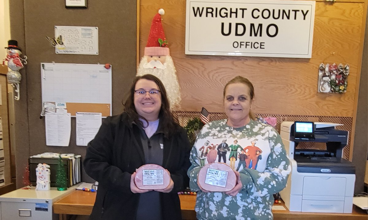 UDMO_CAA's tweet photo. Thank you so much to NEW Cooperative Hams for Hunger for donating hams to help families/individuals and to Tasha for reaching out and adopting families/seniors. UDMO greatly appreciates you! https://t.co/w0SzFhKz0O