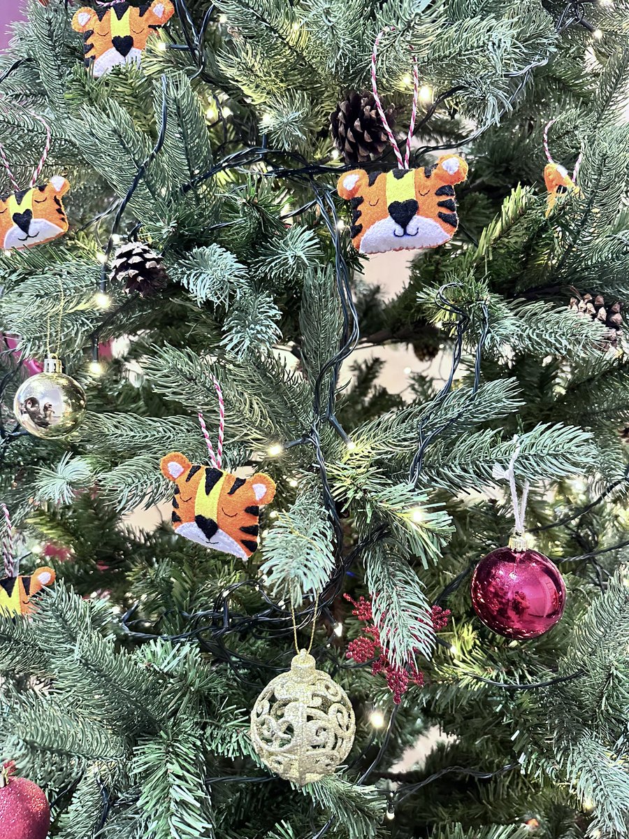 Boo Coaching & Consulting (@boo_hq) on Twitter photo Really wanted to take a picture of <a href="/CathBarton_/">Cath Barton</a> next to the Jungle Book Christmas tree at <a href="/octagontheatre/">Octagon Theatre</a> but we couldn’t find her! 👀😂 Really wanted to take a picture of <a href="/CathBarton_/">Cath Barton</a> next to the Jungle Book Christmas tree at <a href="/octagontheatre/">Octagon Theatre</a> but we couldn’t find her! 👀😂