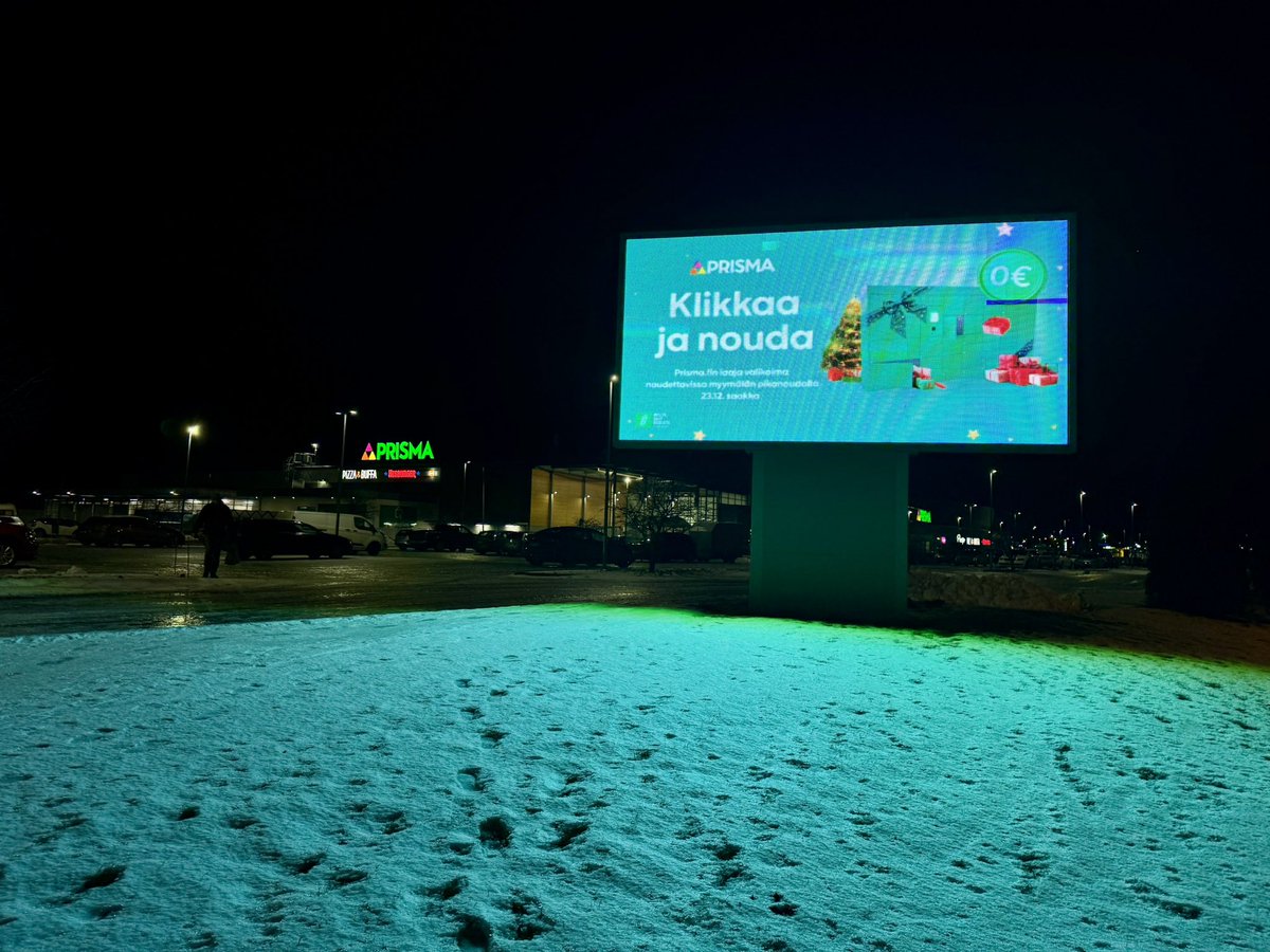 JeskanenKirsi's tweet photo. Vihree liikkuu myös jumbotauluissa. Etuja asiakasomistajille Osuuskauppa Keulassa, edullisimmat ostokset ja vaivattomasti ostokset verkkokaupasta💚
#keula #ihankeulassa #vihreeliikkuu
#parempipaikkaelää #rakastunutraumaan
#prisma #skaupat #robot #sale #smarket #etujaomistajille https://t.co/8LtMxoMCBq