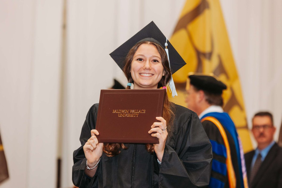 BW’s Fall 2024 graduates are ready to take on the world! Join us in honoring their success and hard work. 🎓👏🐝

Read More! bw.edu/news/2024/12/b…