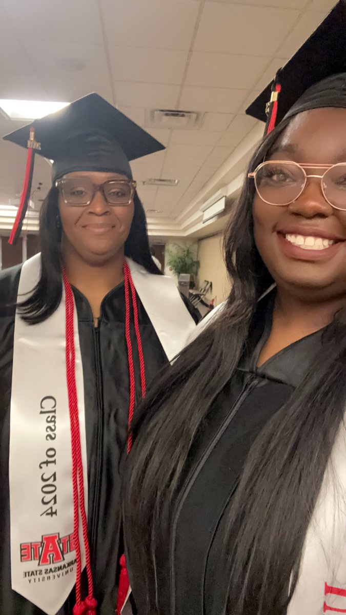 swaec_hope's tweet photo. 🎓🎉 Huge congratulations to Kisha Smith and Kiara Isom, our amazing ABC teachers, on their graduation from Arkansas State University with their Bachelor's degrees! 🏅✨
#StartwithSWAEC #yourBESTsolution https://t.co/j2I021B4MO