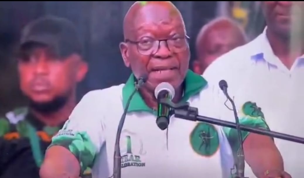 The only problem with all those who hate Jacob Zuma is that, they want him to be what he is not. Unfortunately, he doesn't have time either to pretend to be something he is not. And I guess it works perfectly fine for him, to the surprise of many

Kaizer Chiefs Sizwe Mbombela