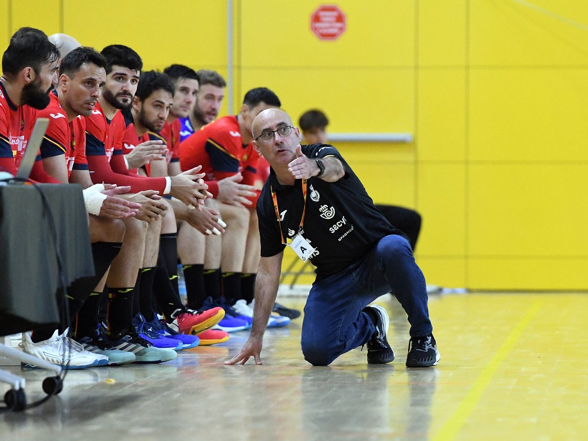 - Ian Barrufet (MT Melsungen) (debutant)

👉🏻 Dins de l'staff tècnic també hi ha representació catalana:
- Jordi Ribera (Seleccionador Nacional)
- David Barrufet (Mànager de l'equip)

#HandbolCatalà