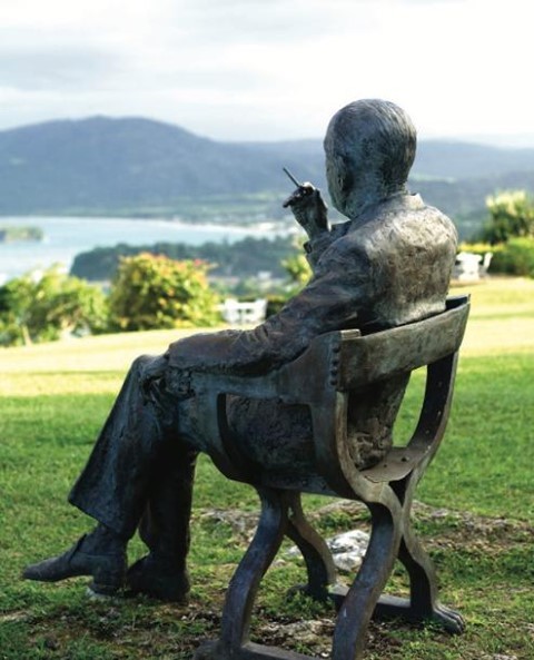 Today, on December 16th we pay homage to the extraordinary Sir Noël Peirce Coward on what would have been his 125th Birthday. ⁠A Playwright, Composer, Actor and Singer.
⁠
⁠
#NoelCoward #December16 #Firefly #Jamaica 🇯🇲