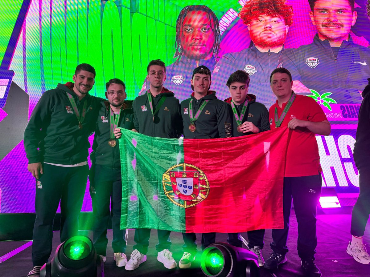 Back from Phillipines and can’t even describe how crazy for me this week was. Really a dream come true being in this stage, able to play, speak and learn with guys that I’ve been a fan for the last 4 years and feeling that me and my team really belong. 
Thank you <a href="/eFIBA_official/">eFIBA</a>!