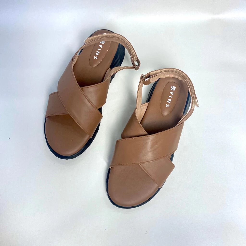 Diankp22's tweet photo. Tampil cantik dengan sandal murah tapi ga keliatan murahan !

https://t.co/PBamSUaBcS https://t.co/bbZvH6tKke
