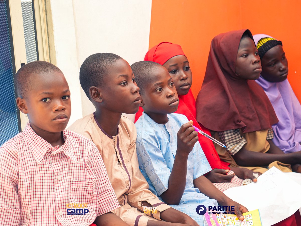 paritiehub's tweet image. A big thank you to @aany_initiatives for the light refreshment provided for the children.
#codingforchildren #graphicsdesign #training #futureleaders #childrentraining #empowerment #digitalskills #paritiehub #minna #nigerstate