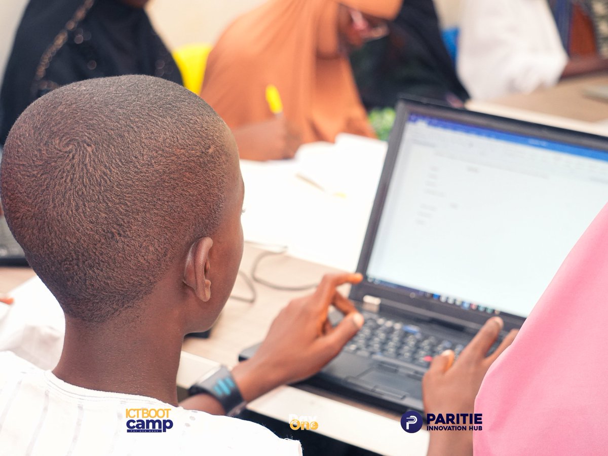 paritiehub's tweet image. A big thank you to @aany_initiatives for the light refreshment provided for the children.
#codingforchildren #graphicsdesign #training #futureleaders #childrentraining #empowerment #digitalskills #paritiehub #minna #nigerstate