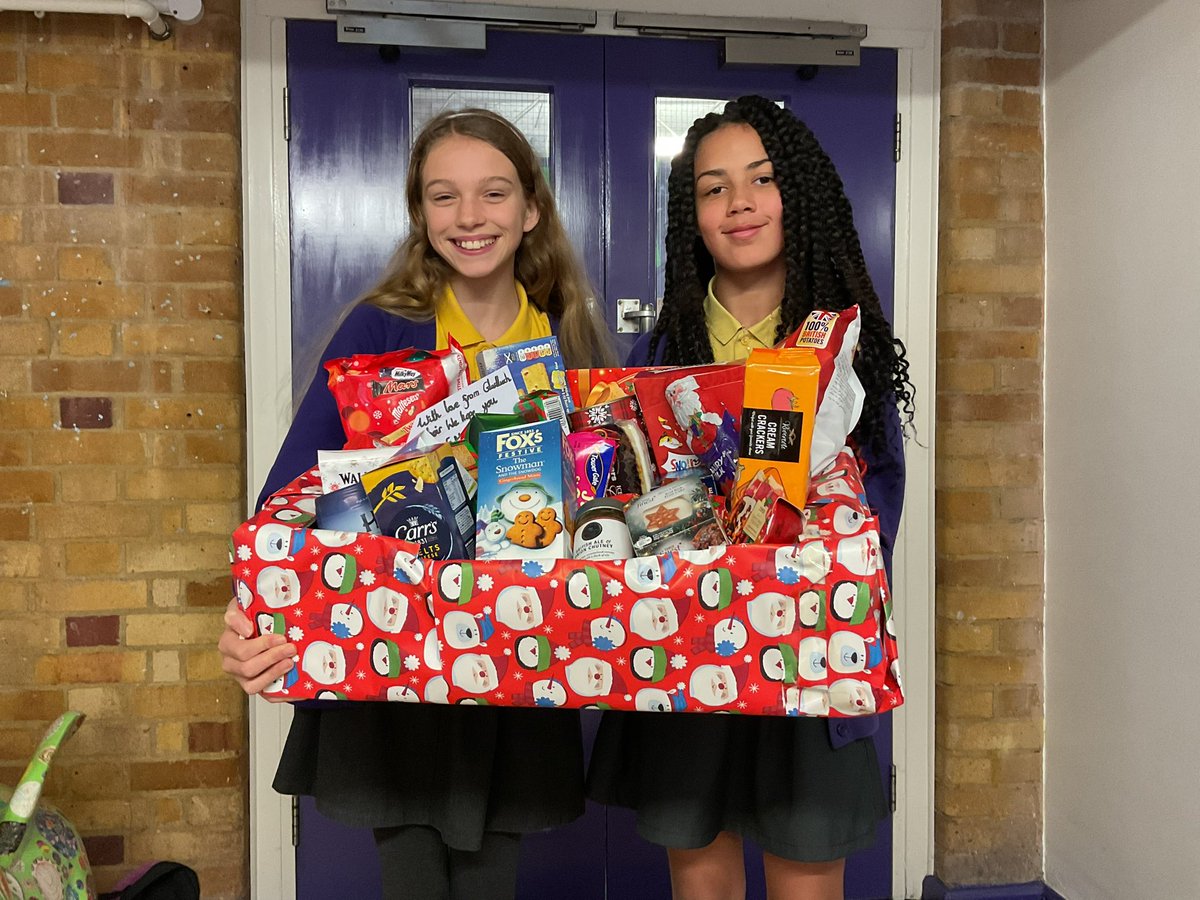 GlasllwchP's tweet photo. A Christmas hamper ready to deliver to Home Valley House when we visit for our choir performance today 🎄🤶🎅🎶 https://t.co/ewqdIY3a7e