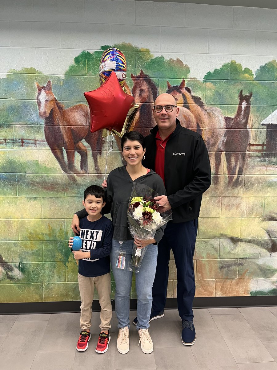 SBoiarsky's tweet photo. Ms. Rodriguez is our Rookie Teacher of the year for @USEStallions https://t.co/r7fEtHZiXY