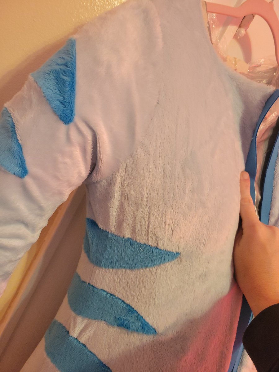 ElixirOutfitter's tweet photo. closing in on this close-fit bodysuit for Twitch! I am open for quotes on this style of suit, send me an e-mail to get started~

elixir.outfitters at gmail dot com https://t.co/rOvQC9piKN