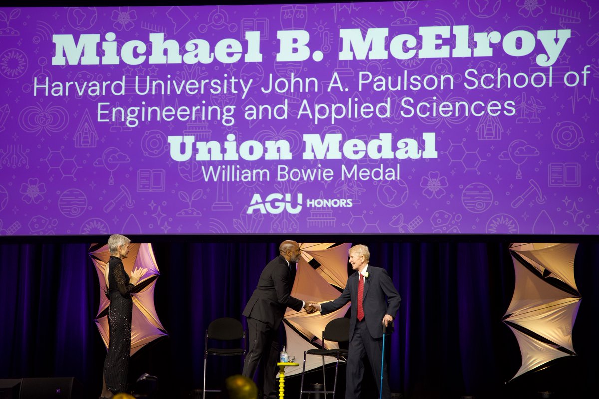 harvard_cn's tweet photo. Our esteemed faculty chair, Prof. Michael McElroy of @hseas, was presented last week with the William Bowie Medal, the highest honor of the @theAGU, for his incredible contributions to the field of earth and space sciences. Read about his work here: https://t.co/oV3fcbqaVv https://t.co/uLjY7WtRb1