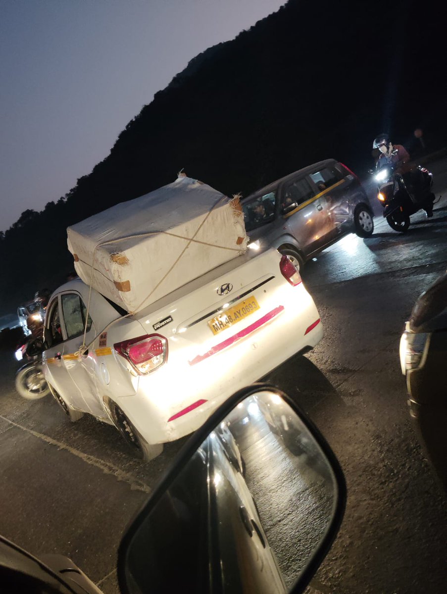 धन्य है चालक महोदय जी