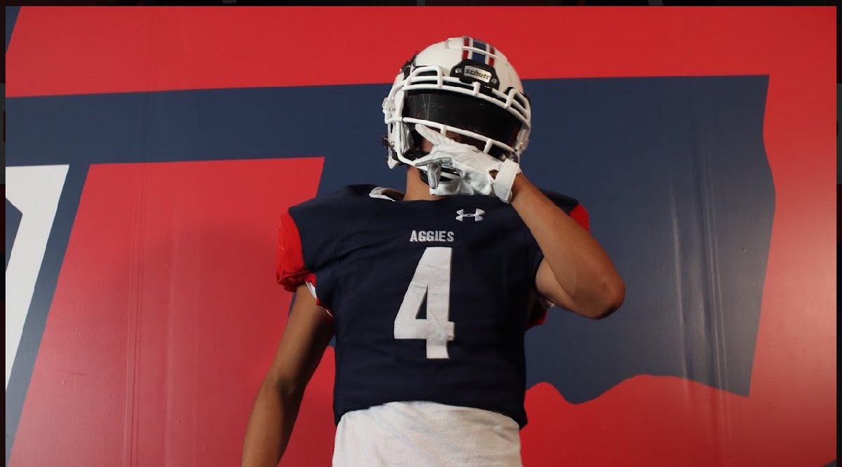 Xayvion_3's tweet image. After a great talk with @CoachKKerns I blessed to receive another opportunity! #agtg #rockstrong @CRockHorns @freeman_rowdy @JVNYLFILMS @undrabigbabydra @Gon70186506Jose @coachjackx