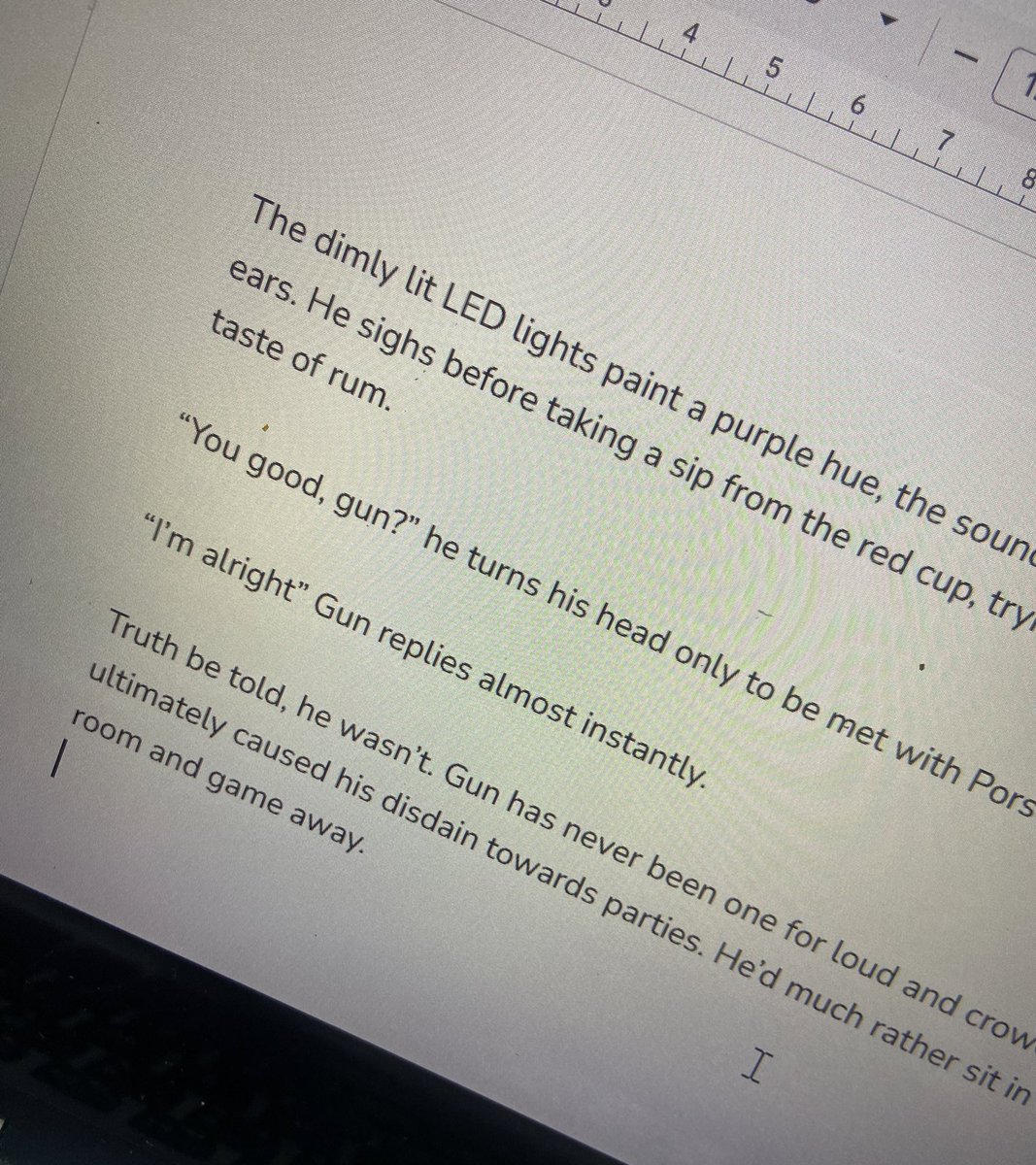 fforceious's tweet image. I HAVE A MASSIVE WRITERS BLOCK AHHHHHH why is writing so hard 😭😭😭😭😭😭