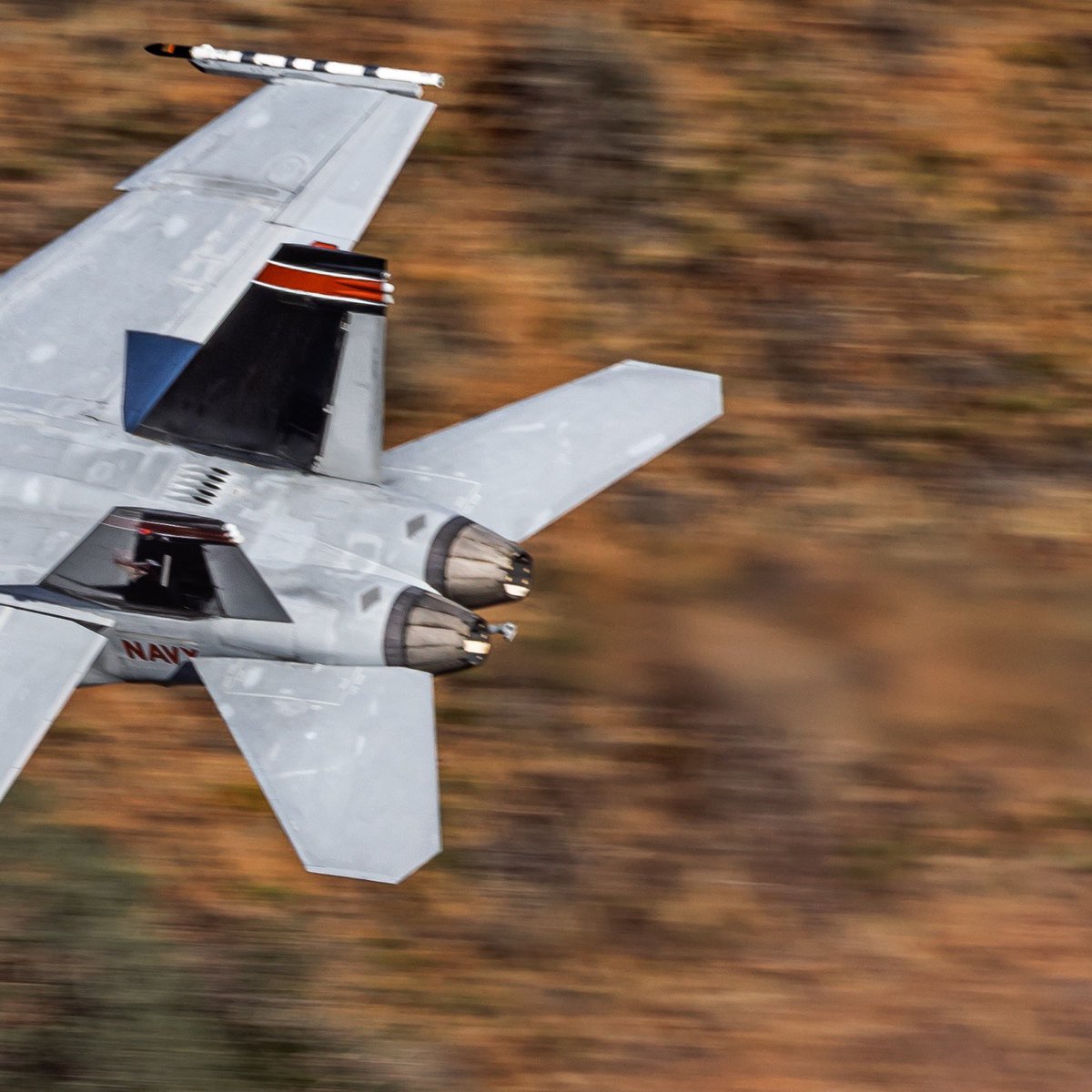 JarodMHamilton's tweet image. ECMx2 
🌪️👺
#F18 #VX31 #DustDevils