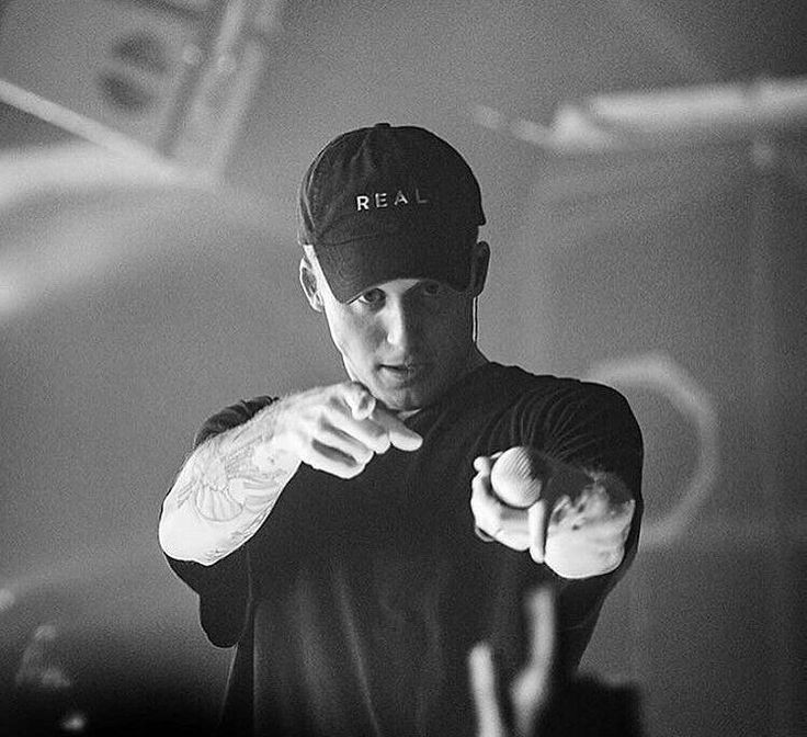 naz 🗝️ tweet media